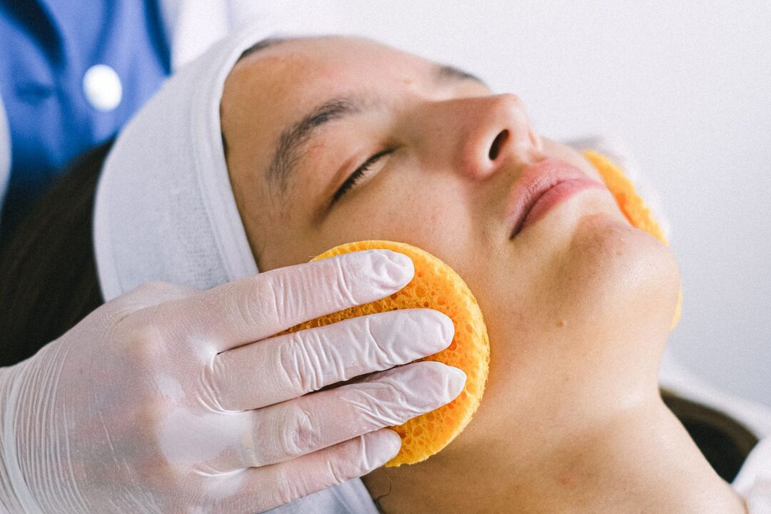 Sejas ādas dziļa tīrīšana - nepieciešama procedūra no 30 gadu vecuma