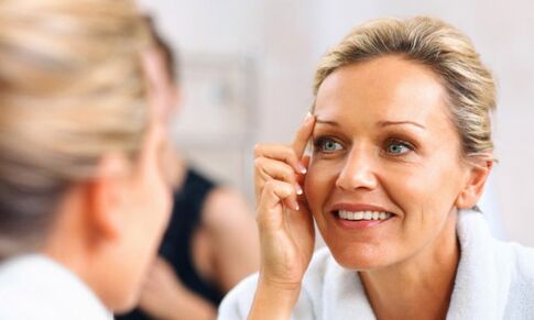 Sievietes ir apmierinātas ar sejas ādas atjaunošanas rezultātiem, pateicoties neķirurģiskajam liftingam